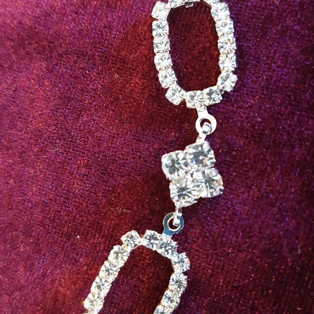 Icing Rhinestone Necklace - Picture 8 of 9